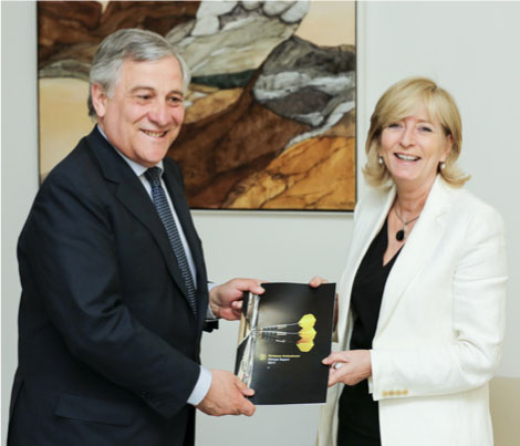 The European Ombudsman handing over her Annual Report 2017 to the President of the European Parliament, Antonio Tajani.