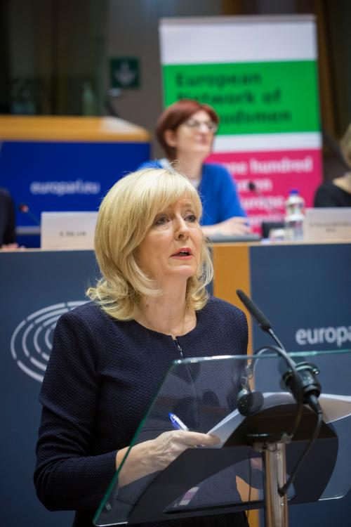 La Médiatrice européenne lors de la conférence du Réseau européen des Médiateurs, tenue au Parlement européen, à Bruxelles.
