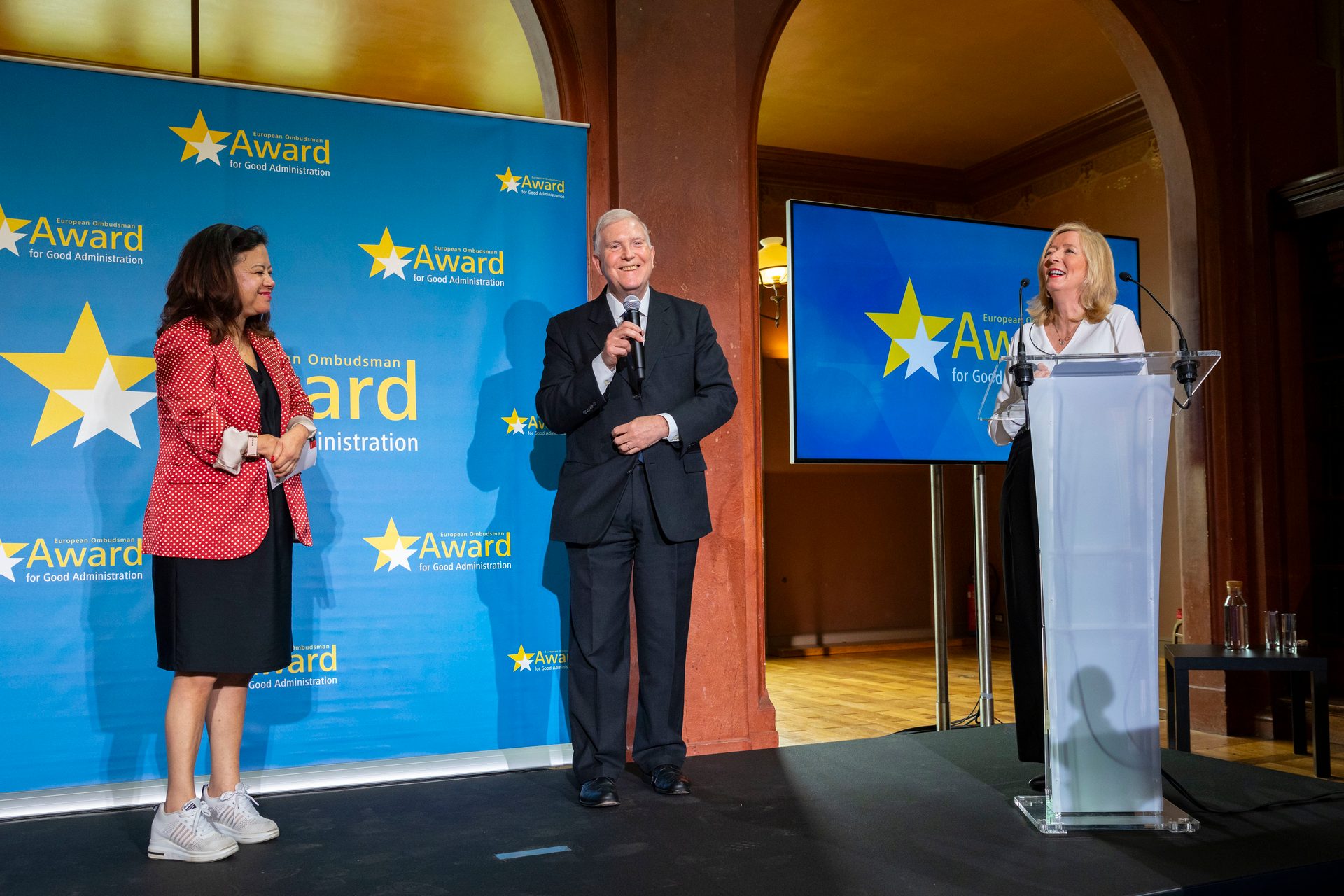 Property, World, Podium, Lectern, Yellow